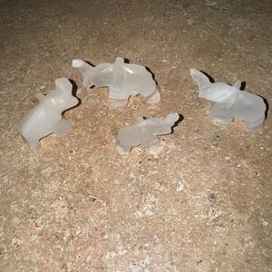 4 Vintage Miniature Elephant Figurines 2 1/2 to 1 1/2 inches